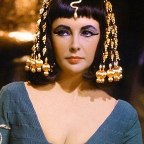 Cleopatra & Egyptian Fashion in Film